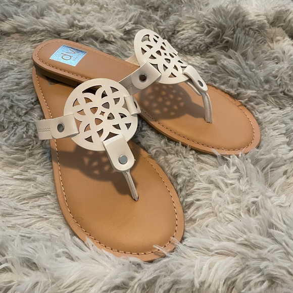 Francescas Sandals - Picture 2 of 2
